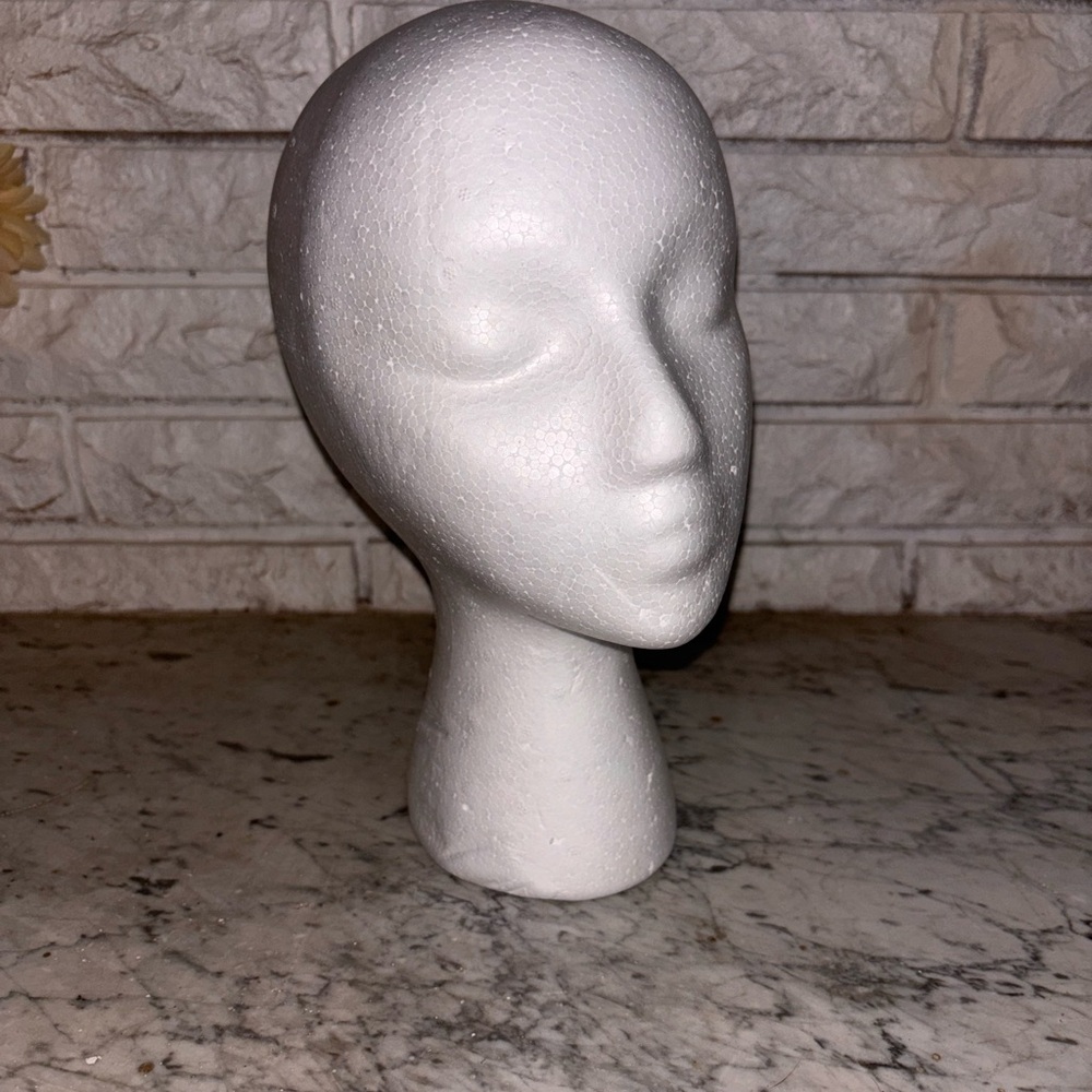 White Styrofoam Mannequin Head